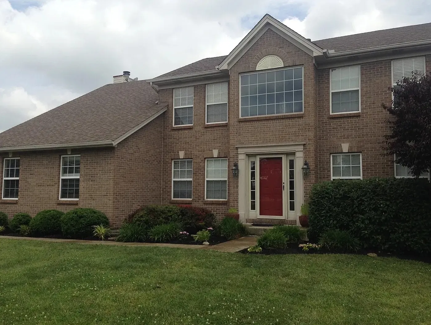 5236 Greenhouse Dr — Photo 1