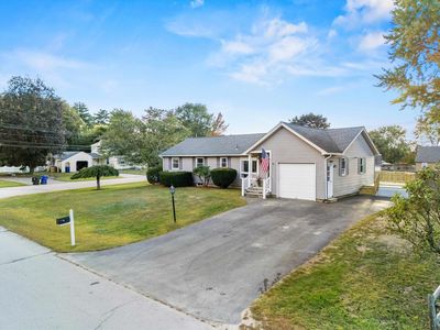 10 Phillips Drive, Hudson, NH, 03051