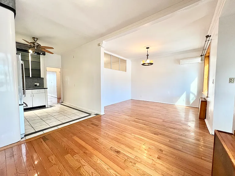 24XX E 26th St #2 — Photo 9