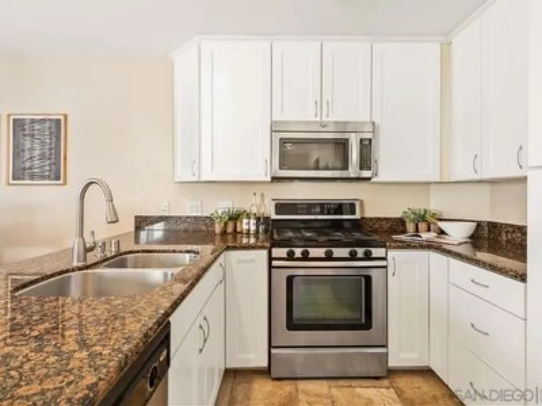 460 Bluffview Rd — Photo 11