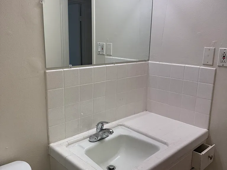 90 Ward Ct #1 — Photo 9