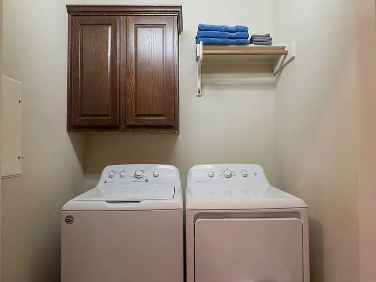107 Forest Dr — Photo 6
