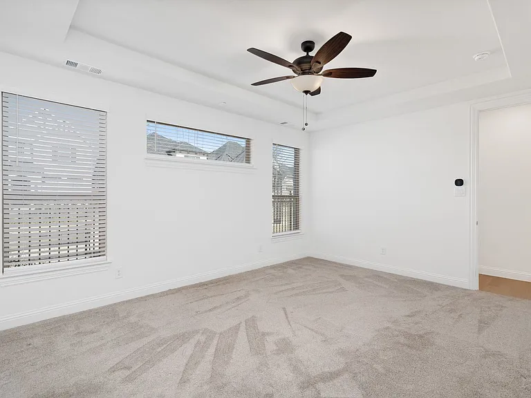 2600 Chester Dr — Photo 17