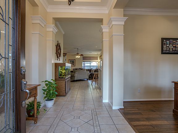 2nd image of 2906 Tulip River Ct