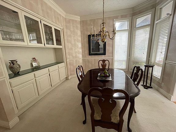 4th image of 2955 Wilkshire Dr