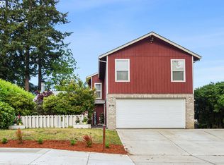 1536 NE Jackson School Rd, Hillsboro, OR 97124