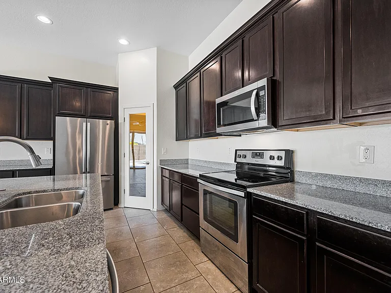 22498 S 224th Pl — Photo 10