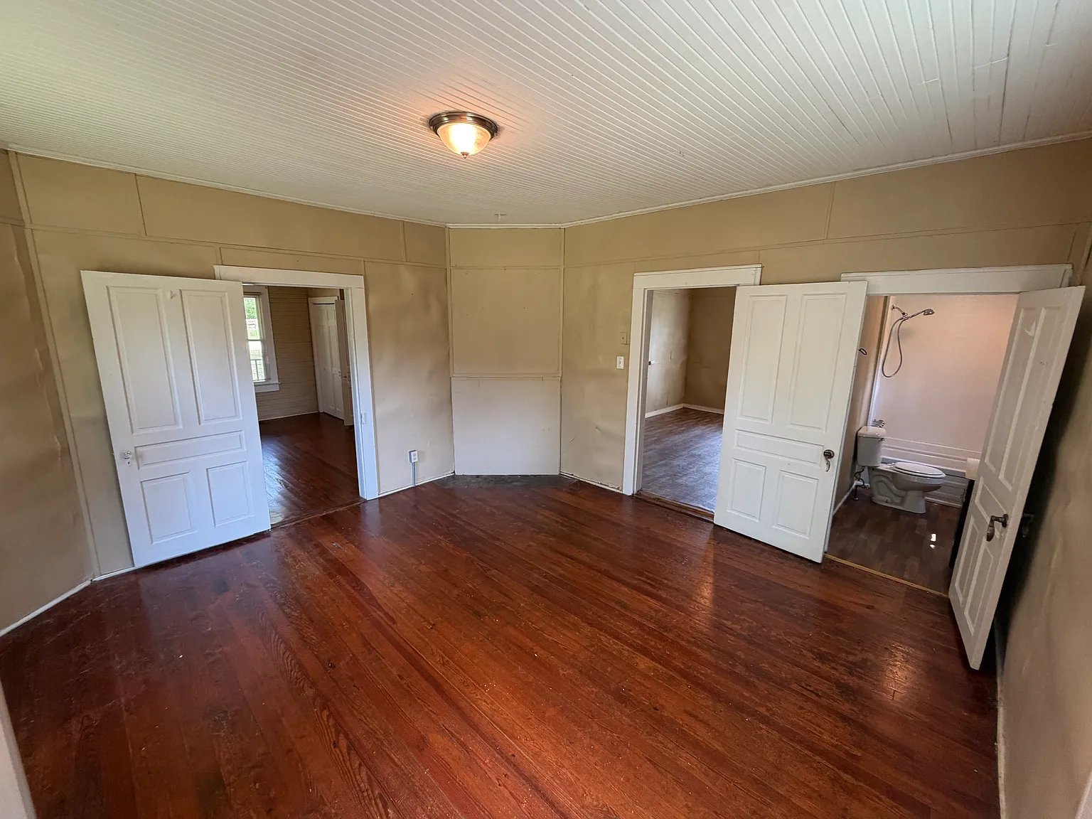 2 bed, 998 sqft, $900 — Photo 2