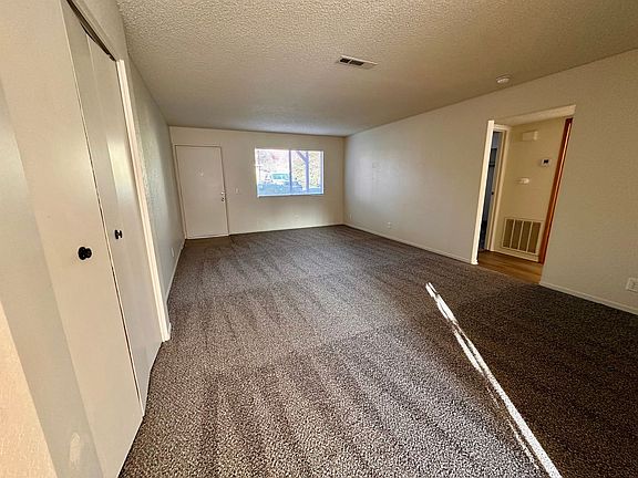 3rd image of 1745 Bramble Pl #1745/1