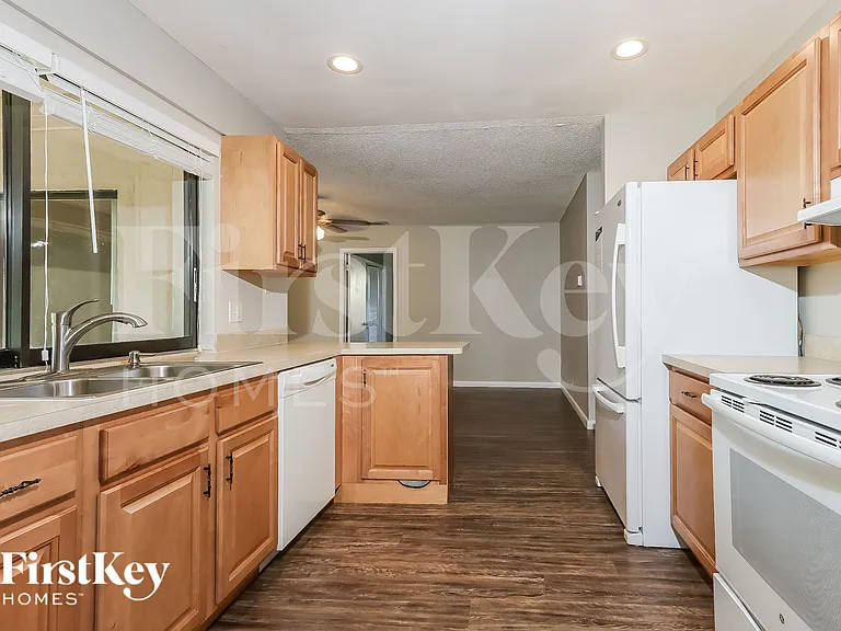 11646 Anhinga Dr — Photo 9
