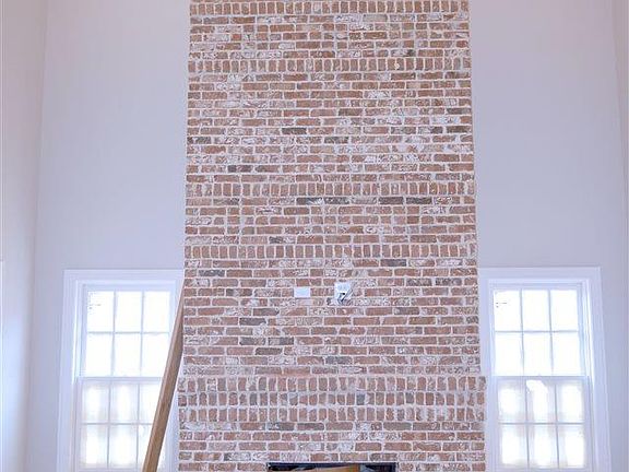 3rd image of 4555 Jessup Ln