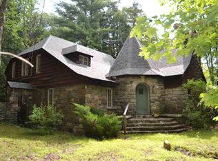 24 N Bolton Rd, Bolton landing, NY 12814