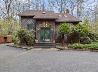 11 McCarthy Anna Rd, Wolfeboro, NH 03894