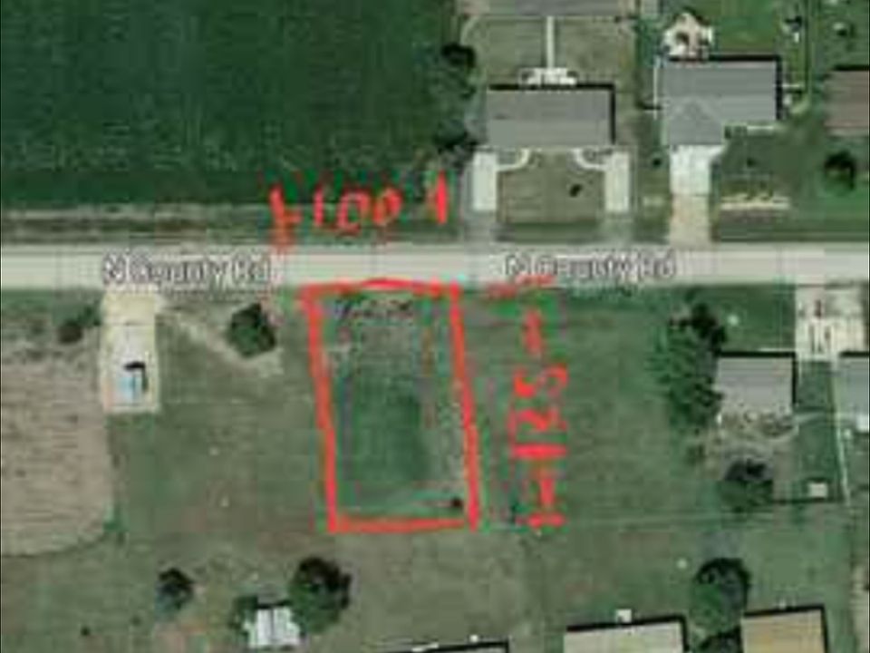 2nd image of 461  North County Rd