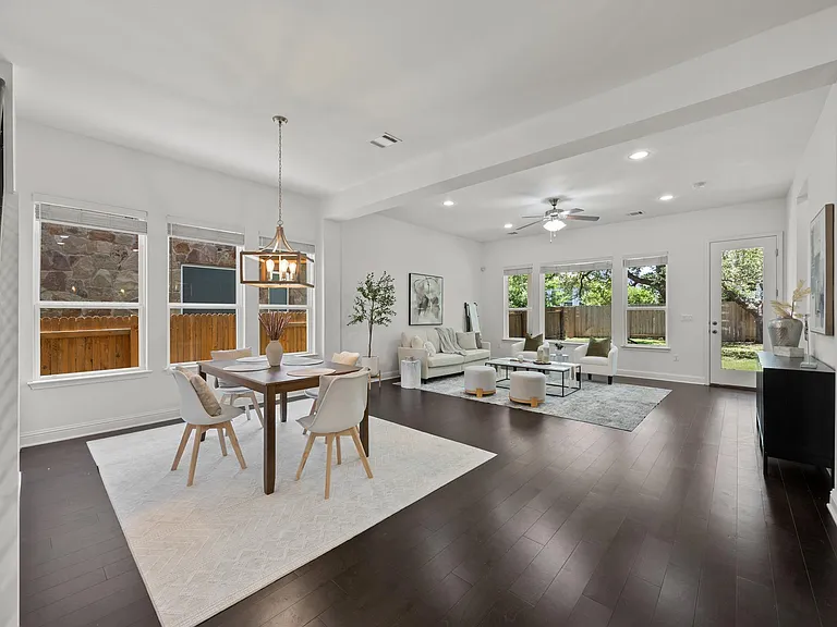 5305 Mandevilla Dr — Photo 10