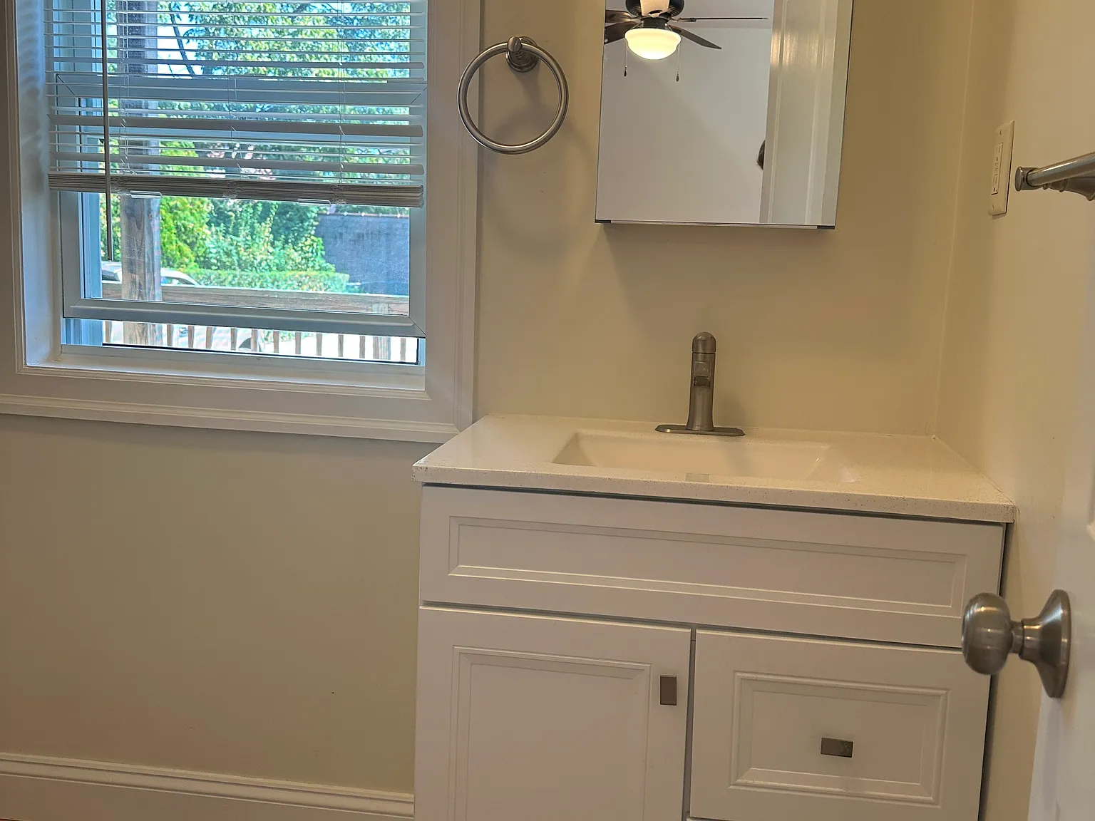 1 bed, 650 sqft, $1,595 — Photo 4