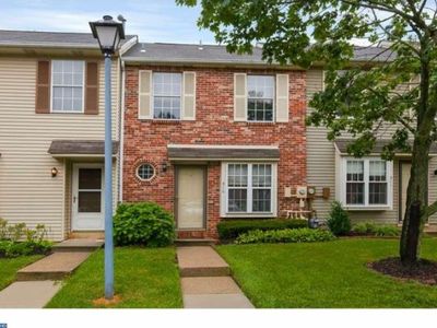 310 Fountain Hall Ct, Mount Laurel, NJ, 08054