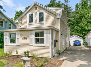 345 Main St, Batavia, IL 60510