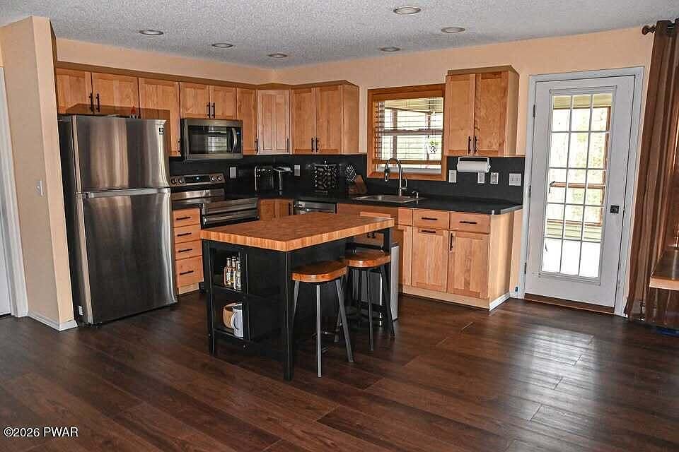 1st image of 144 Eisenhower Dr
