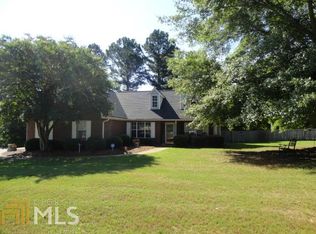100 New Farm Dr, Locust Grove, GA 30248