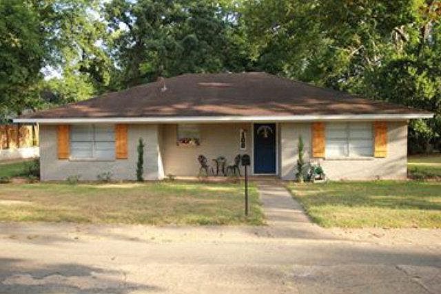 1st image of 106 Ezell St