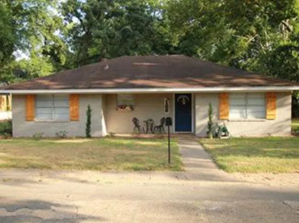 106 Ezell St, Palestine, TX 75801