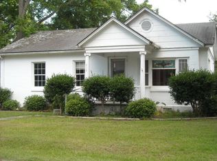 215 NW Williams St, Collins, GA 30421