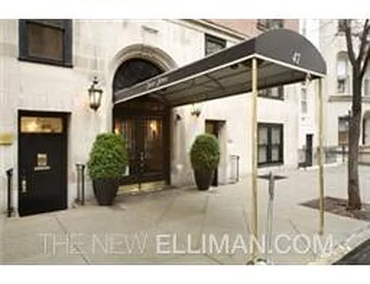 Rented by Douglas Elliman | media 27