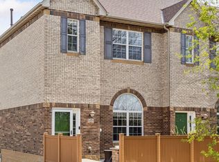 6494 Regency Ln, Eden Prairie, MN 55344