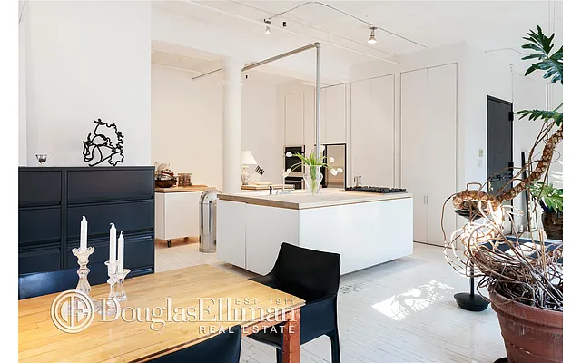 Sold by Douglas Elliman | media 22