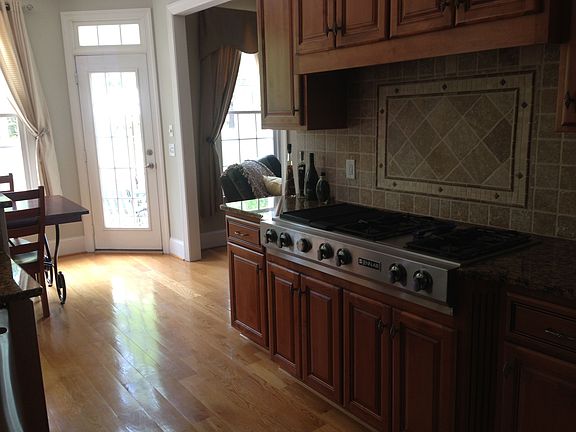 4th image of 115 Ironwood Ct