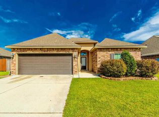 128 Carriage Way, Thibodaux, LA 70301