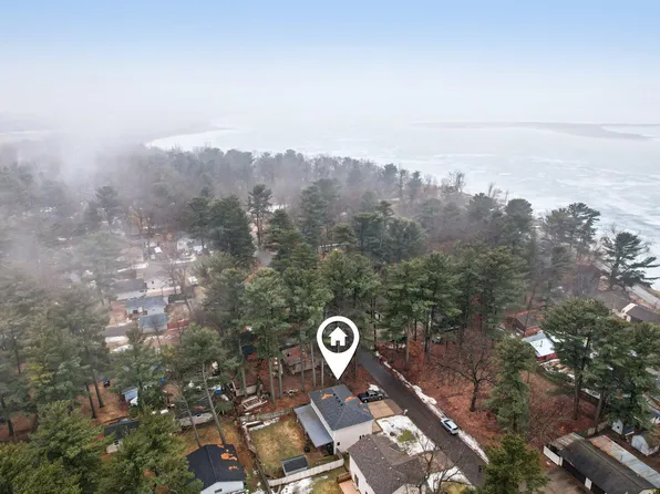 218 Birch Rd NE, East Bethel, MN 55092