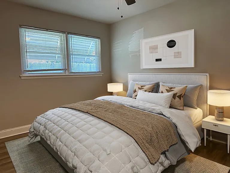 5 N Washington St #5 — Photo 8