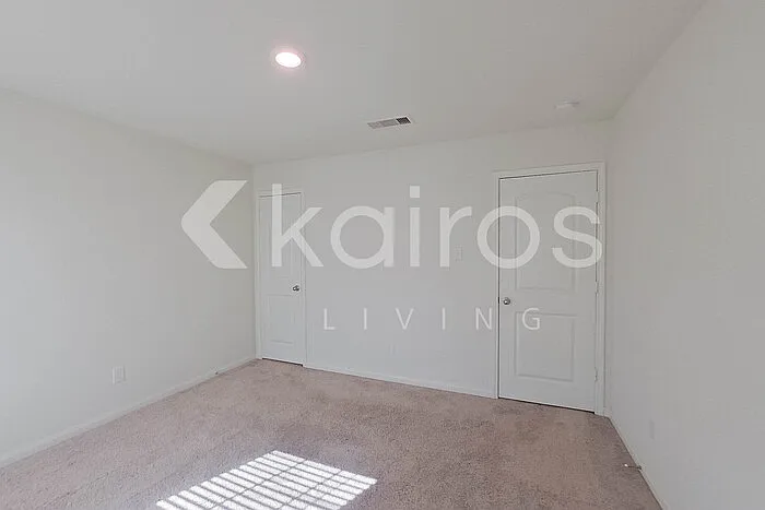 8414 Liberty Sky Rd — Photo 11