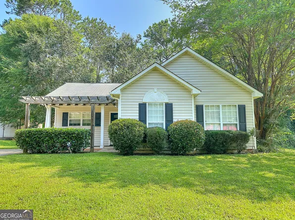 109 Ridgefield Dr, Lagrange, GA 30241