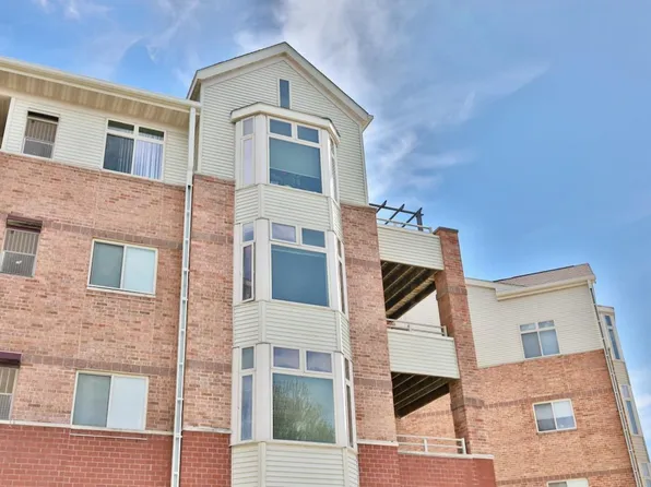301 Harbour Town Drive #322, Madison, WI 53717