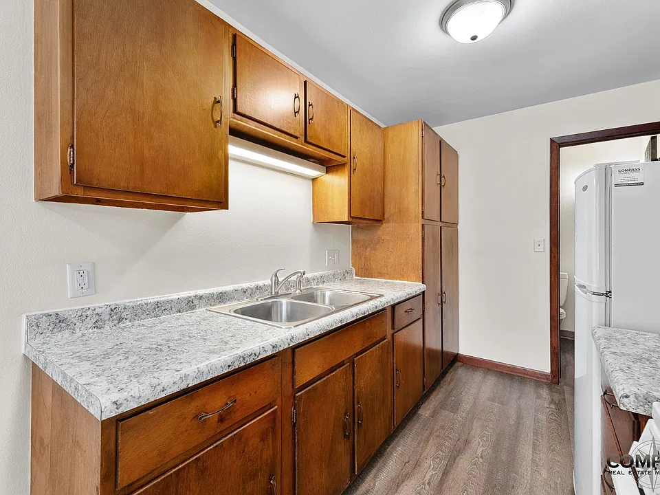 417 Washington St Apartments