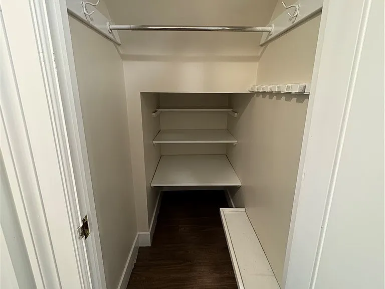 77 W Humboldt Pkwy #B — Photo 25