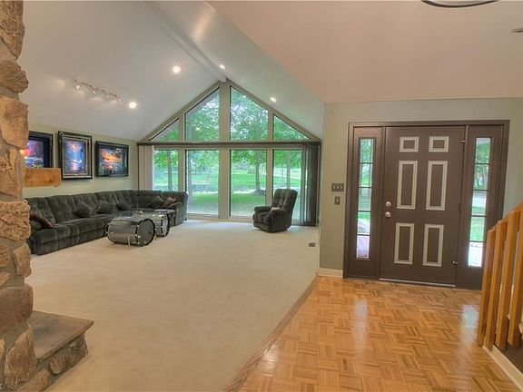 4th image of 4965 Sherman Wood Dr