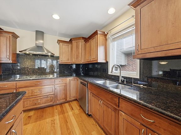 5th image of 11758 S Avenue J