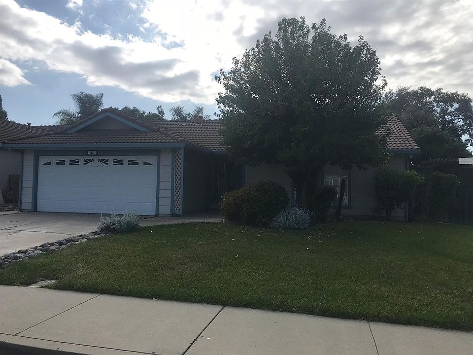 1st image of 1821 Ashland Dr