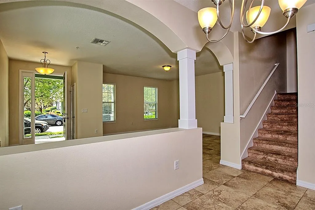 3 bed, 2.5 bath, 1771 sqft, $2,400 — Photo 4