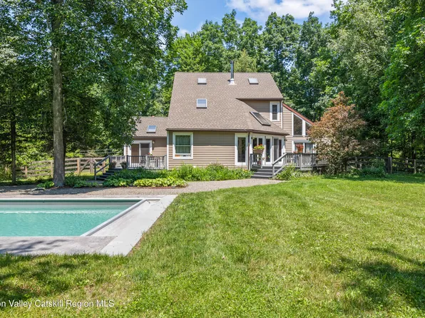 300 Old Saw Mill Road, Germantown, NY 12526