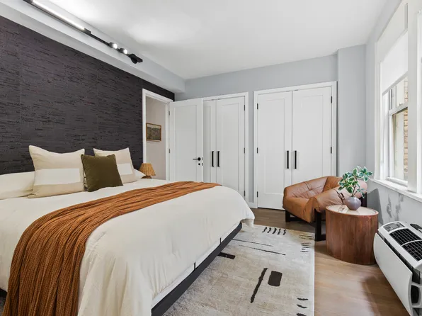 40 West 55th Street image 6 of 17