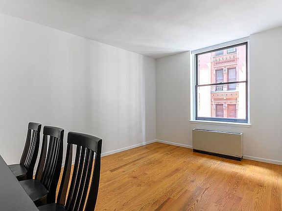 2nd image of 150 Nassau St APT 7A