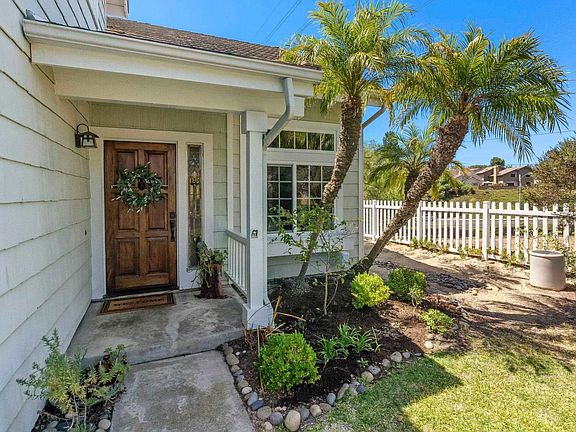 5th image of 1605 Blossom Field Way
