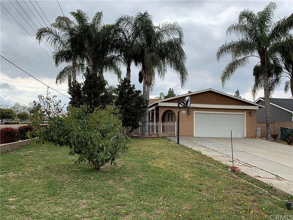 1st image of 2556 S Caldwell Pl