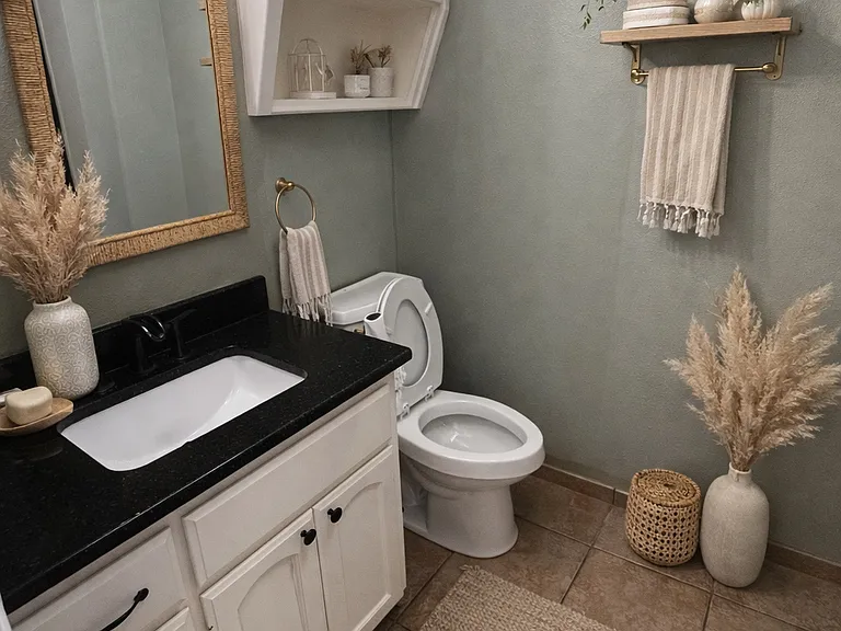 805 Dogwood St — Photo 9