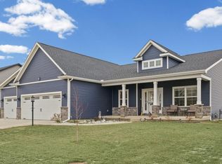 1105 Glen Abbey Dr, Champaign, IL 61822